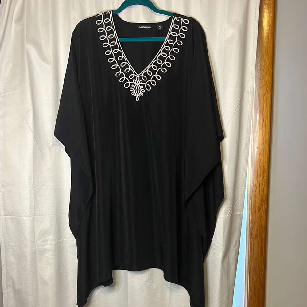 Lands’ End Black & White Embellished Swim Coverup / Caftan size XL (18)